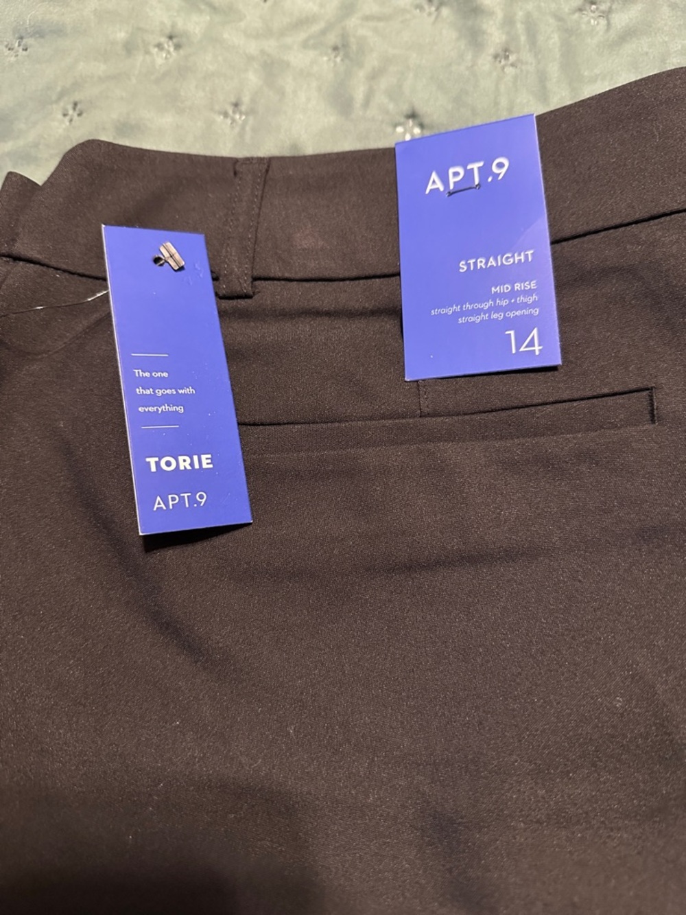 Apt. 9 Women’s Straight Mid-Rise Pants — Black